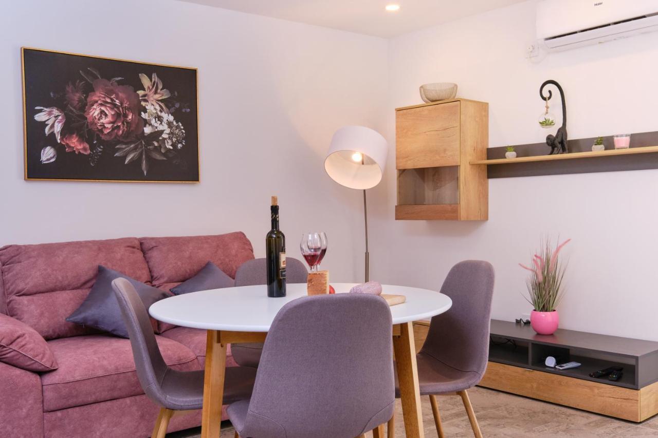 Sveti Jakov Apartment Kaleta מראה חיצוני תמונה
