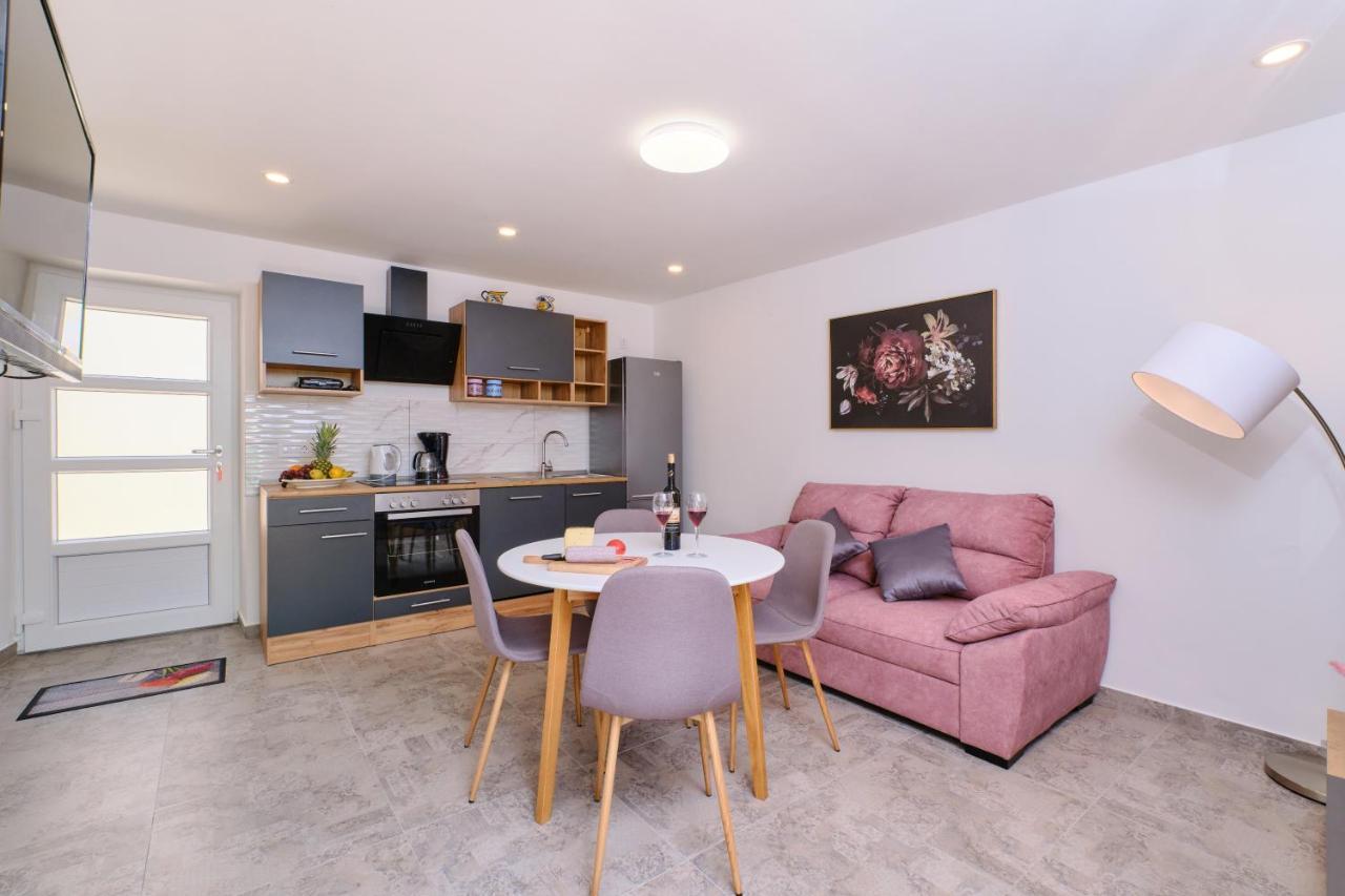 Sveti Jakov Apartment Kaleta מראה חיצוני תמונה