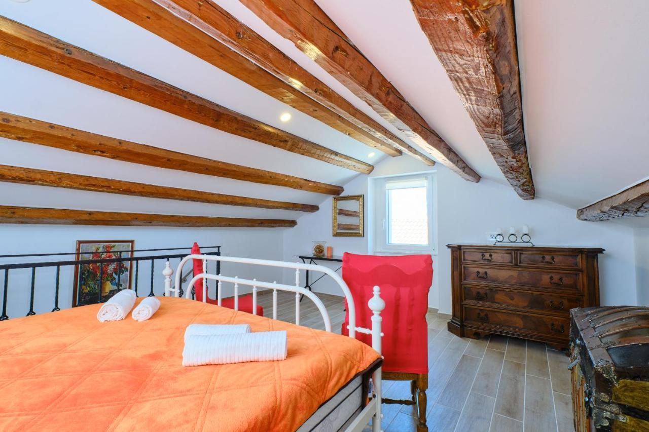 Sveti Jakov Apartment Kaleta מראה חיצוני תמונה