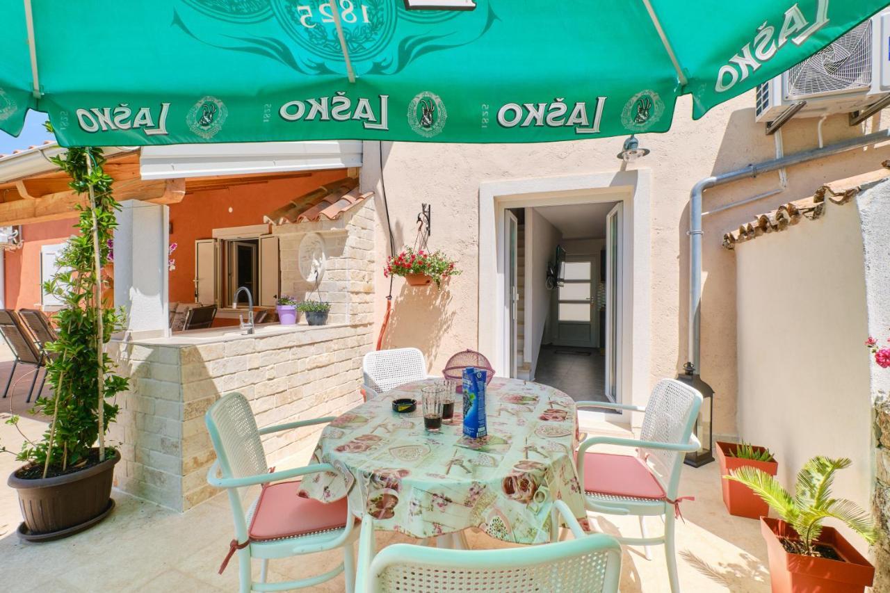 Sveti Jakov Apartment Kaleta מראה חיצוני תמונה